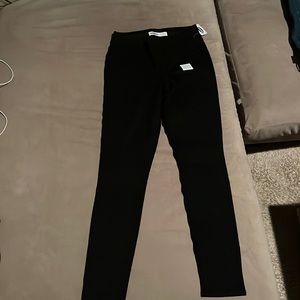 Women’s New Old Navy Black Skinny Jeans